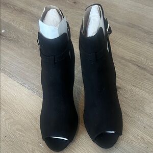 Shoe Dazzle Black Women's Ankle Boots